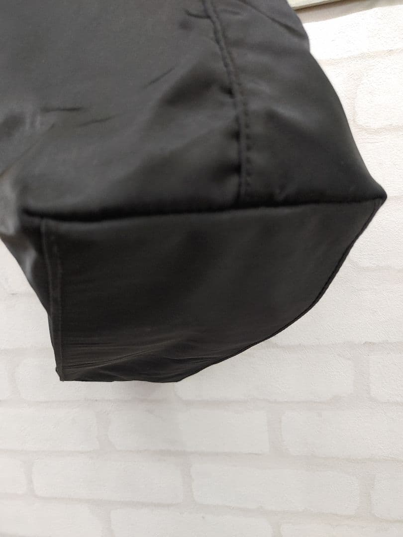 クロボボPRADA　トートバッグ　ハンドバッグ　白タグ　三角ロゴ　ナイロン