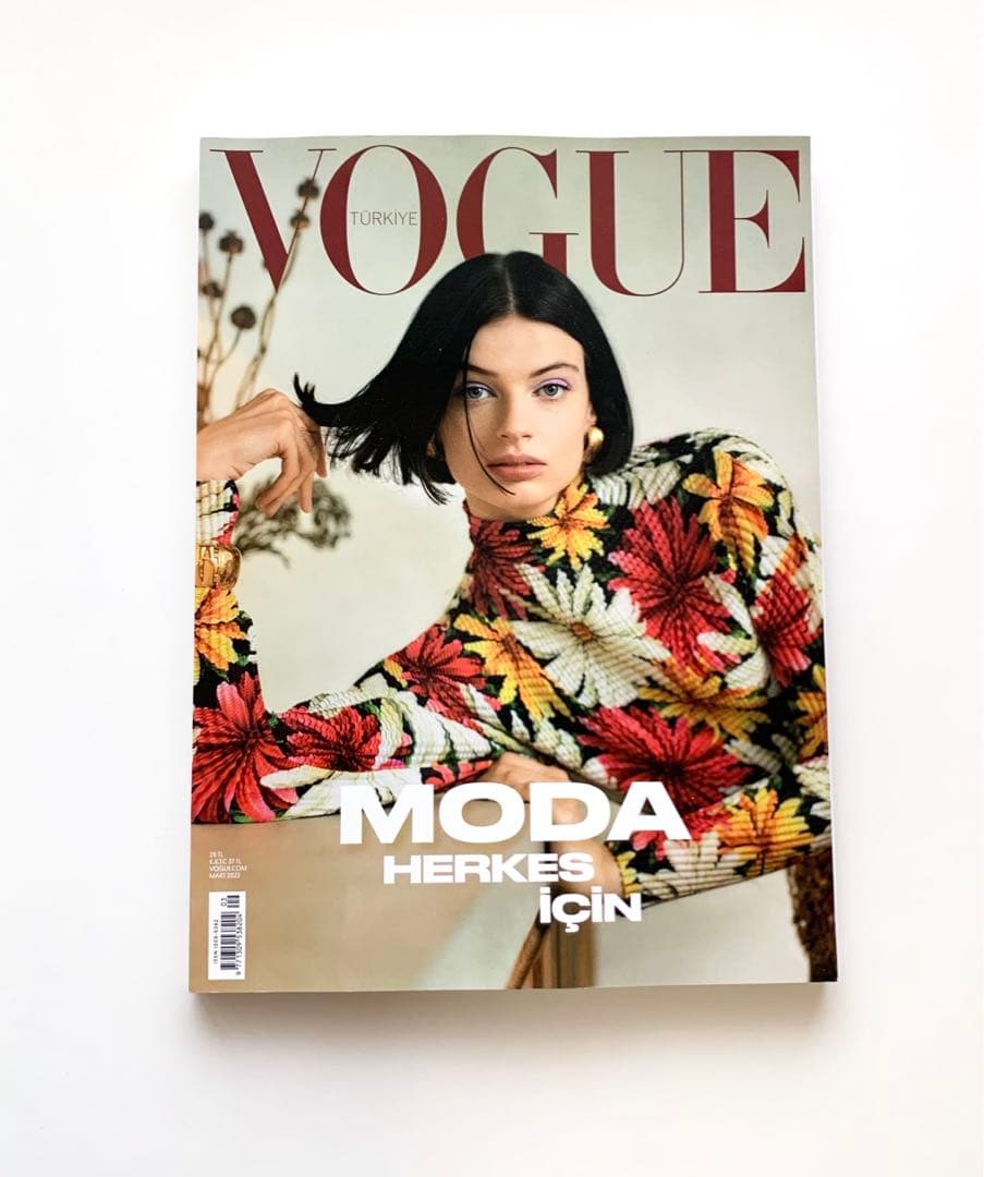 Vogue TÜRKİYE Magazine March 2022