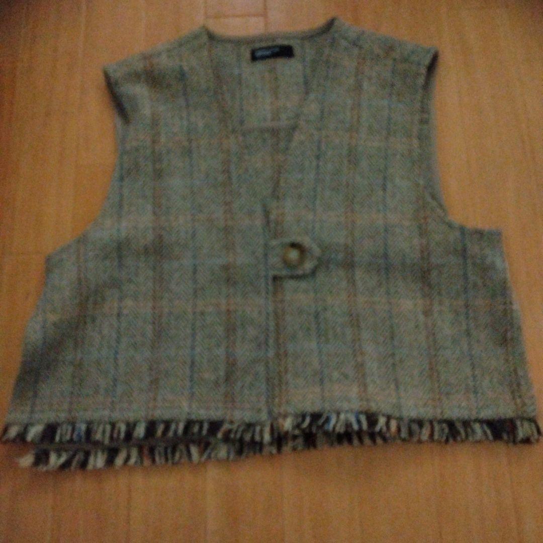 1744　北欧の暮らしの道具店ヘリンボーン柄のウールのベスト フリンジ付き