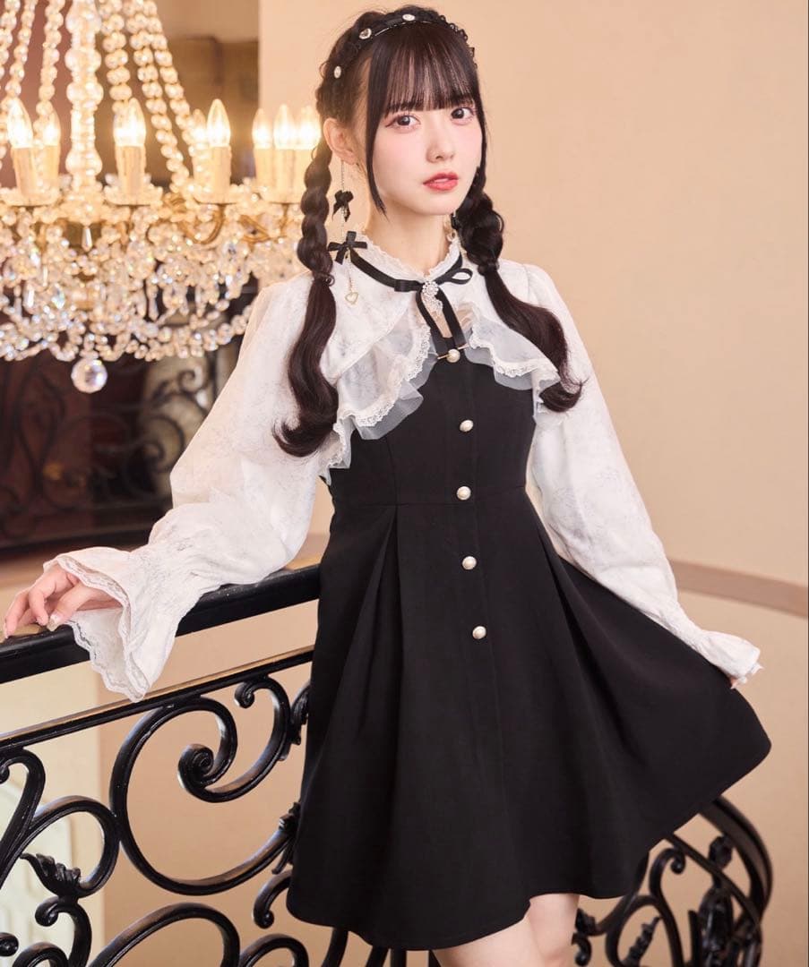 花柄シアーラッフルワンピース