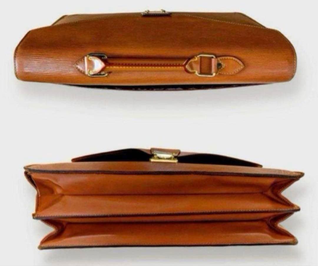 【LOUIS VUITTON】 エピ　セルヴィエットコンセイエ　ビジネスバッグ