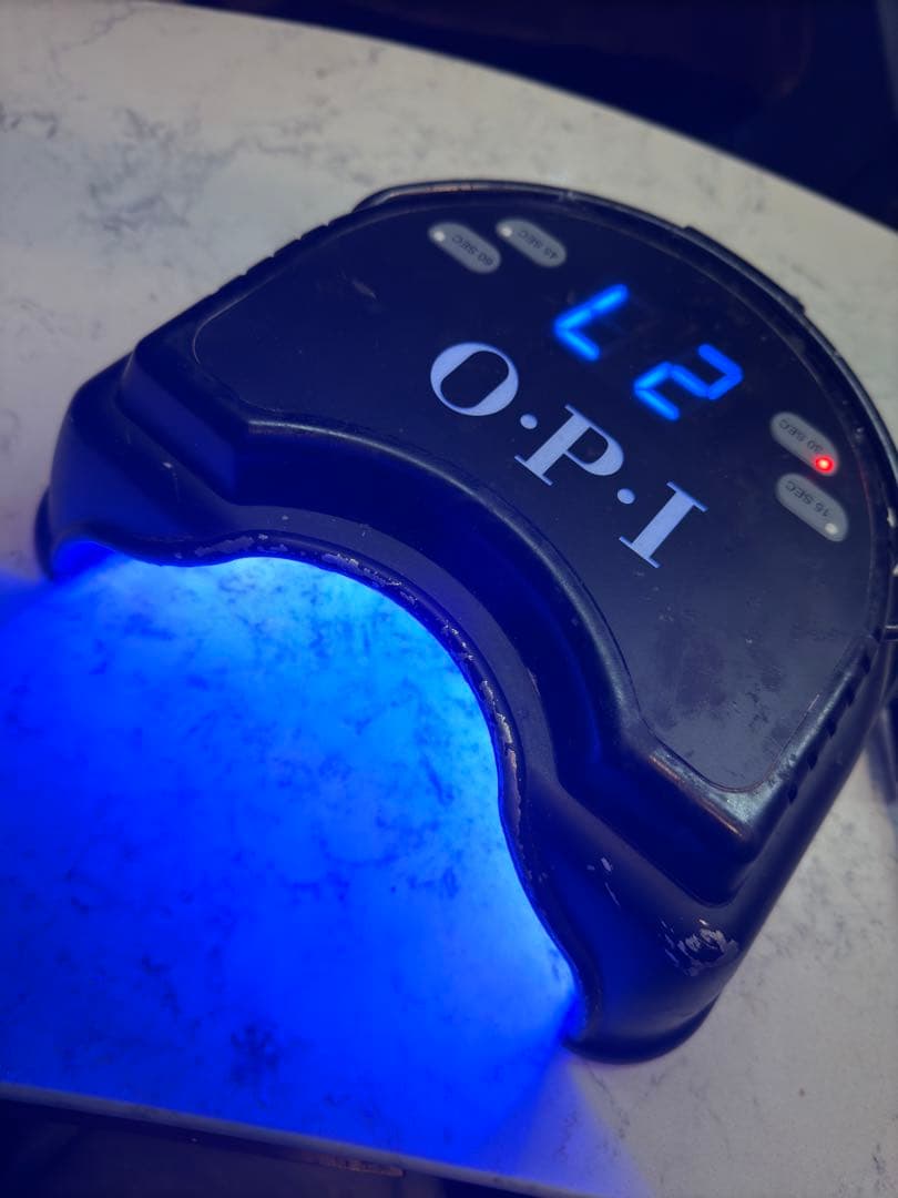 O.P.I. UV/LEDネイルライト