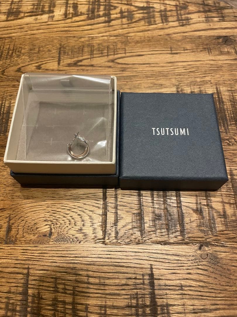 TSUTSUMI 2色フープピアス