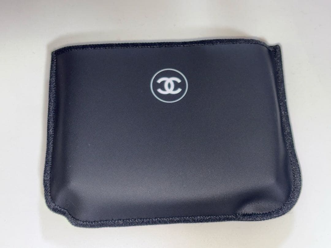 CHANEL パウダーファンデーション ル　ブラン　ブライトニング