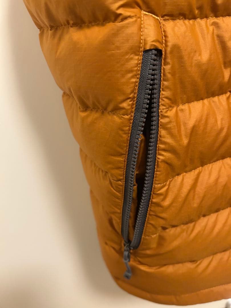 パタゴニア　ダウンセーターベスト　HAGO 84622