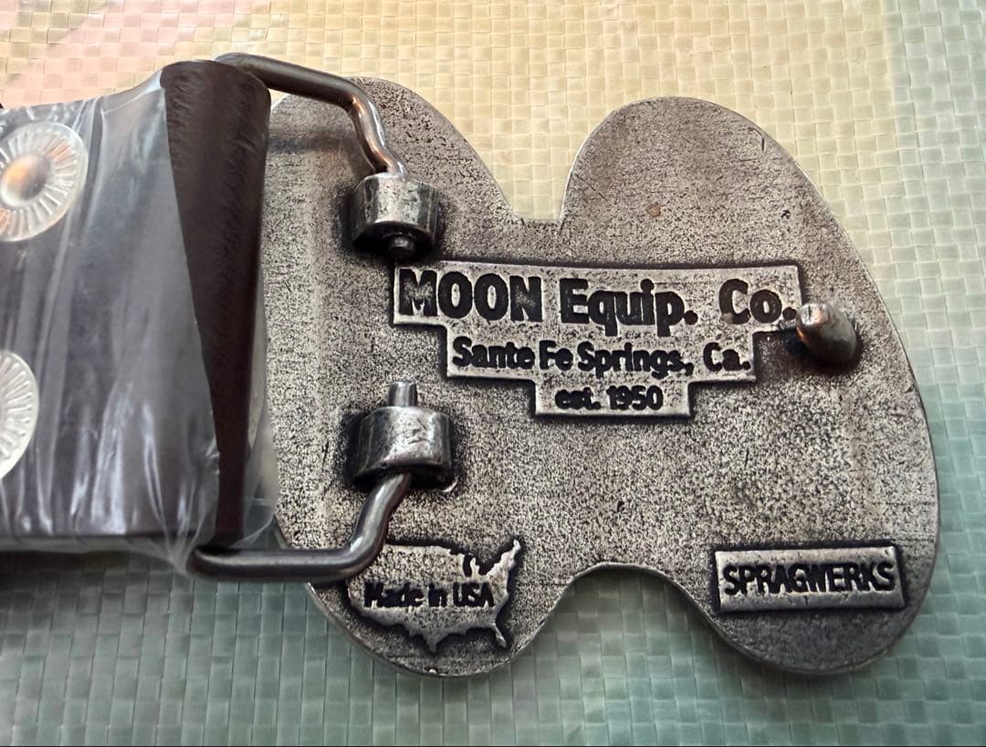 MOONEYES ムーンアイズ 金属製 バックル & ベルト 超レア