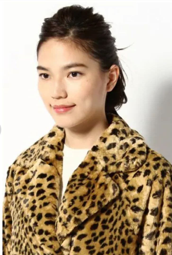 HACHE レオパードフェイクファーコート40　数回使用　イタリア製