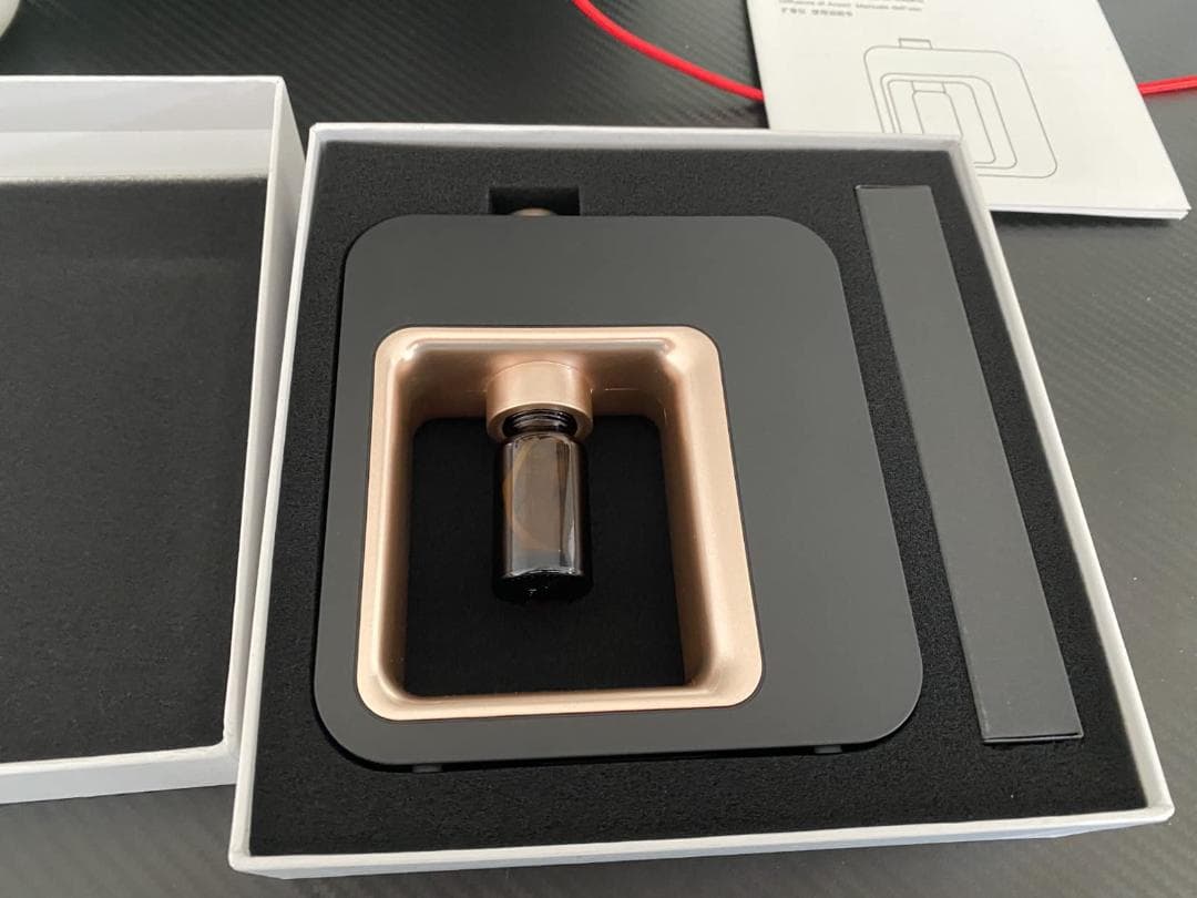 水を使わない ネブライザー式 アロマディフューザー コードレス