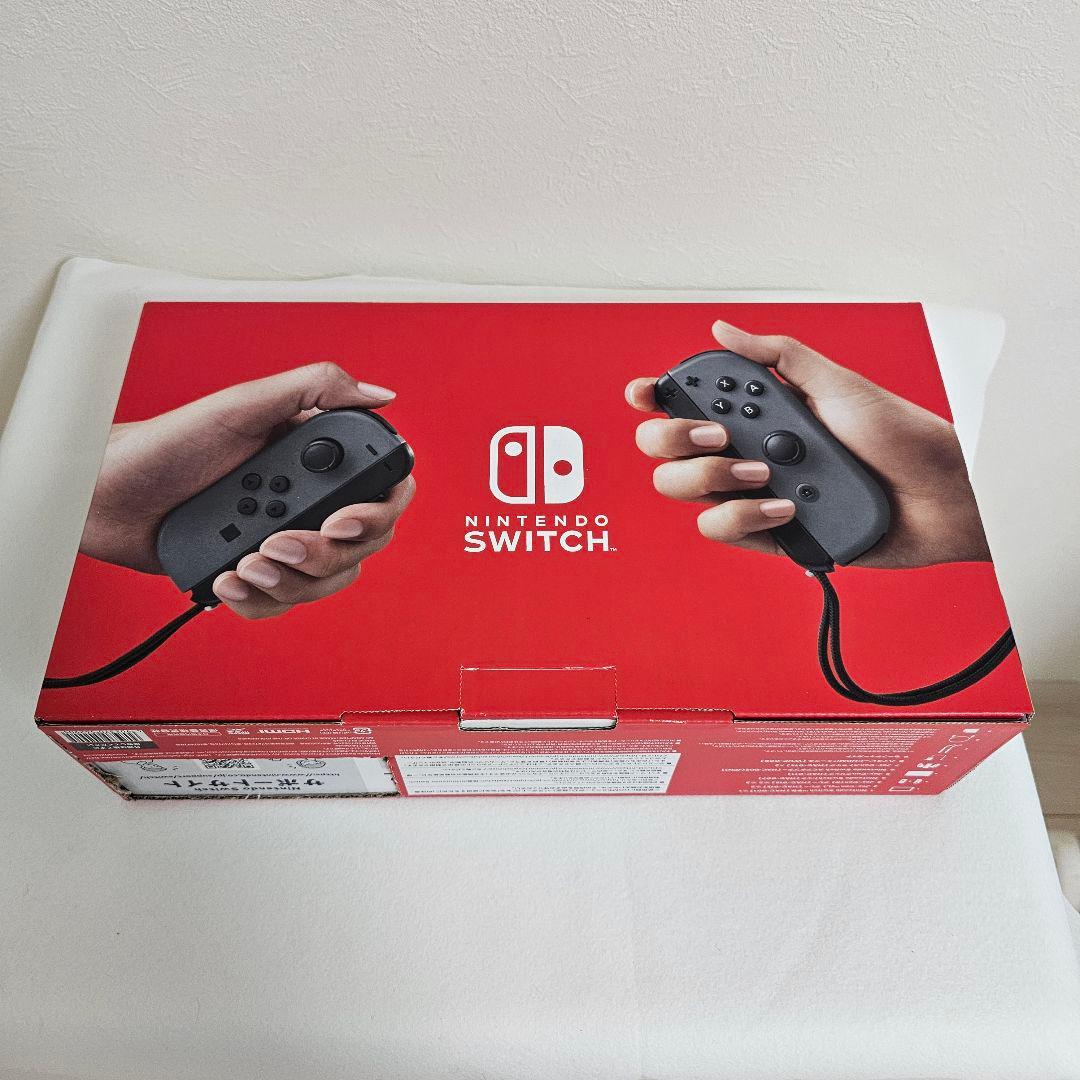 **Nintendo Switch（グレー）**