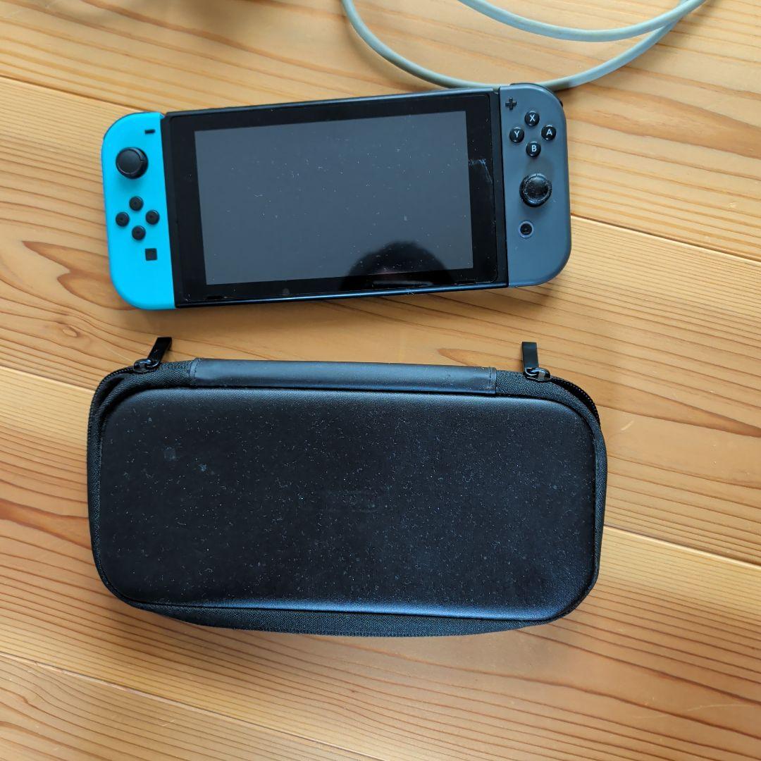 Nintendo Switch 青/黒 本体 ACアダプタ付き　箱無し