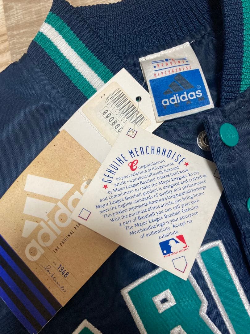 激レア新品タグ付adidas製シアトルMARINERS 上下　スタジャンセット