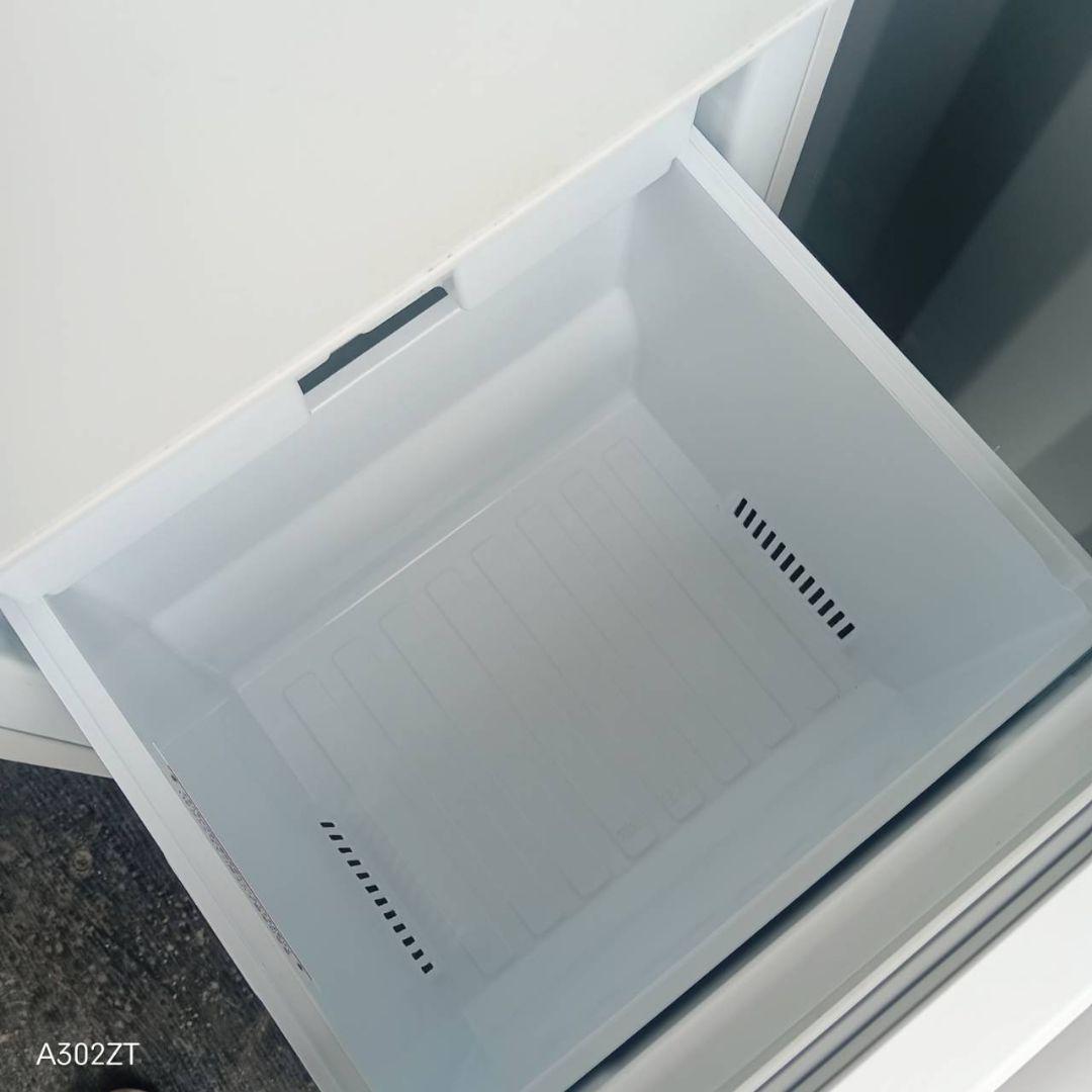 ☆2603設置まで対応　三菱　自動製氷機能付き　大型冷蔵庫　272L