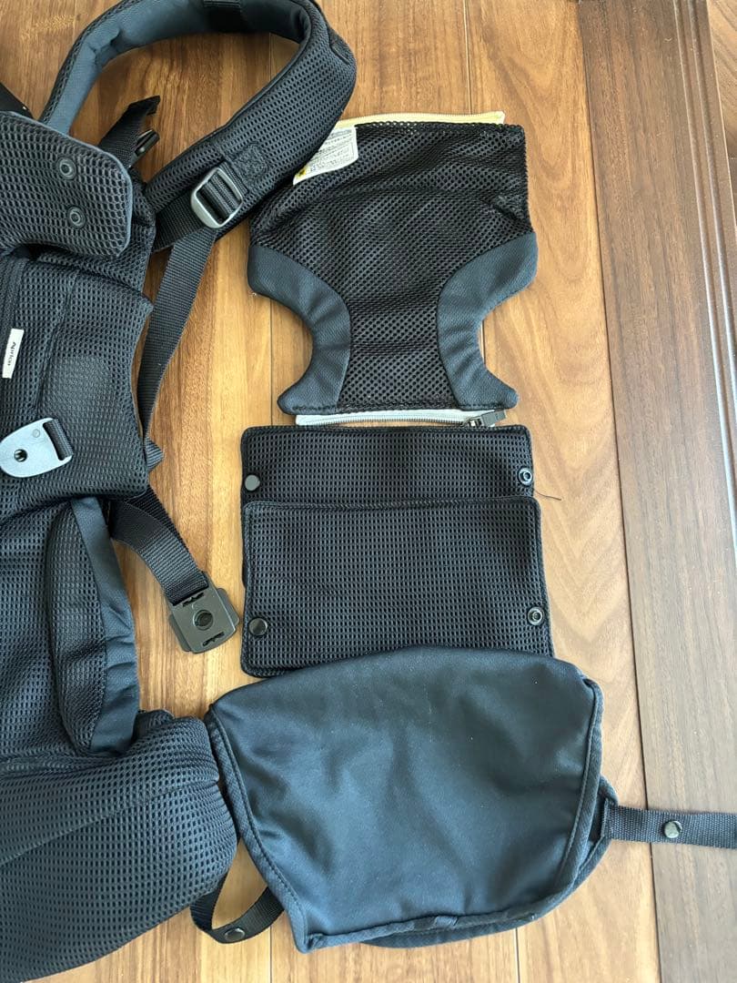 【説明書、箱有】アップリカ　ラクリス　ブラック