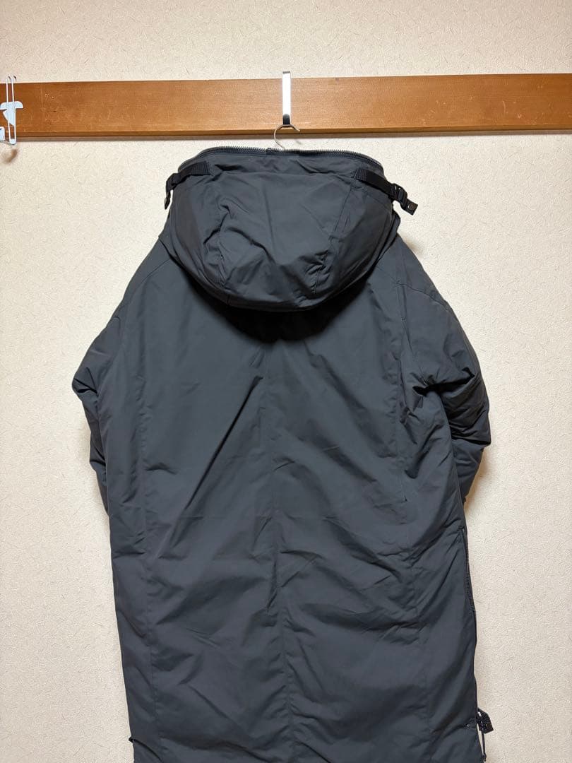 ROGEREGGER ロジャーエーガー　ダウンジャケット