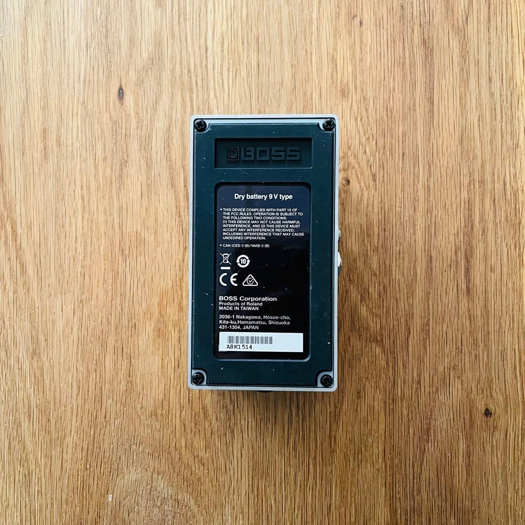 BOSS AD-2 アコースティックプリアンプ