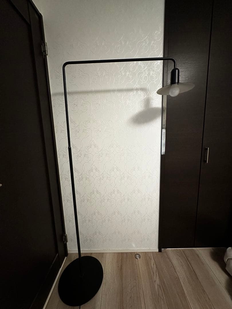 ボーコンセプト　BoConcept フロアランプ　Aerial