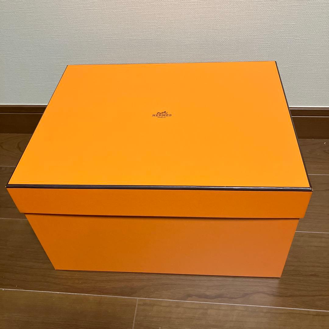 エルメスギフトボックス　HERMESインザループ23. ピコタンPM.空箱