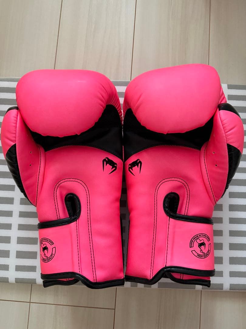 venumボクシンググローブ　16oz