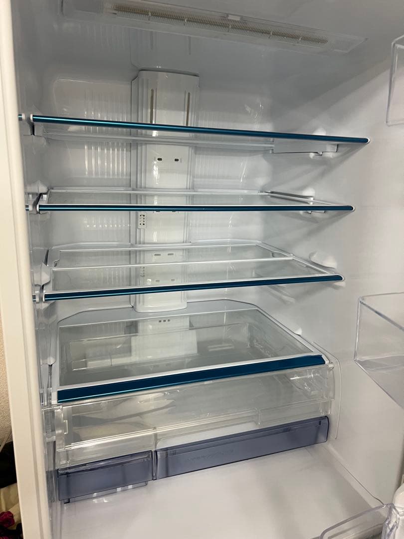 ファミリー　冷蔵庫　５ドア