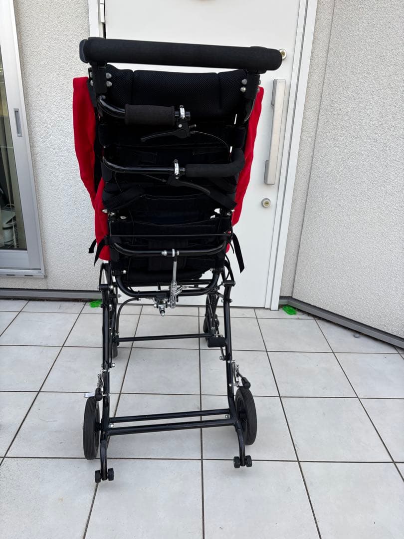 バギー　障害児　座位保持　エミオ