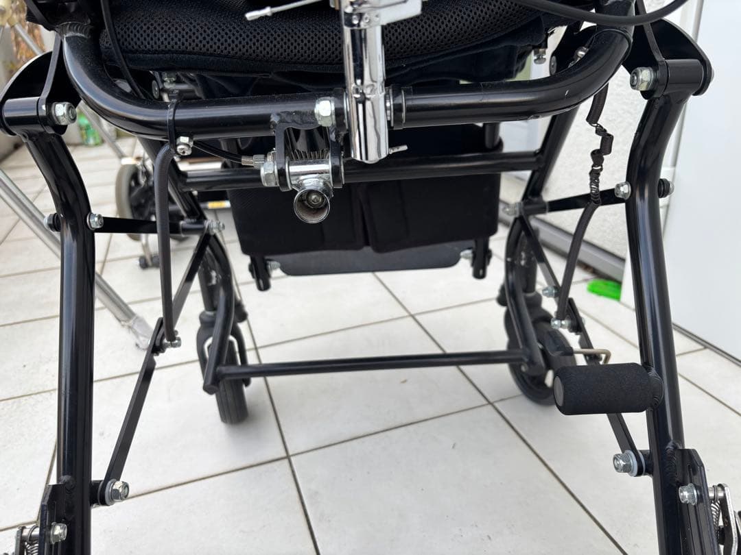 バギー　障害児　座位保持　エミオ