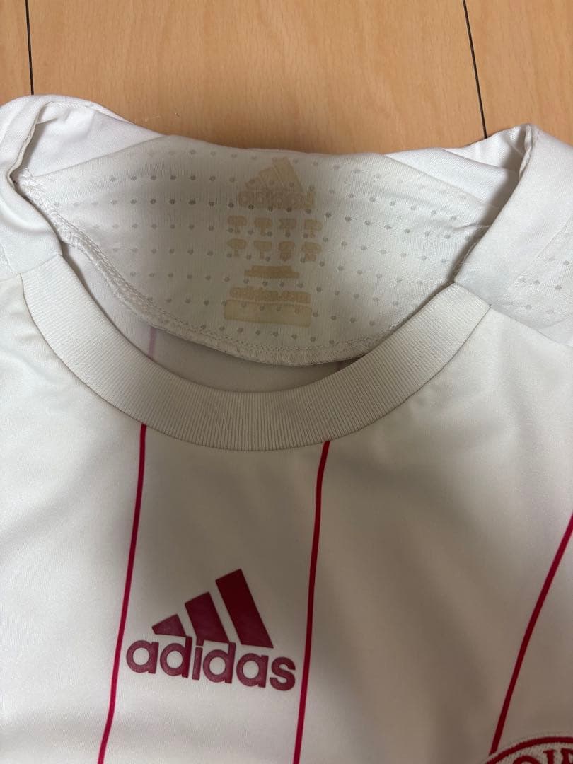 ADIDAS サッカー　デンマーク代表　ユニフォーム 値段交渉可