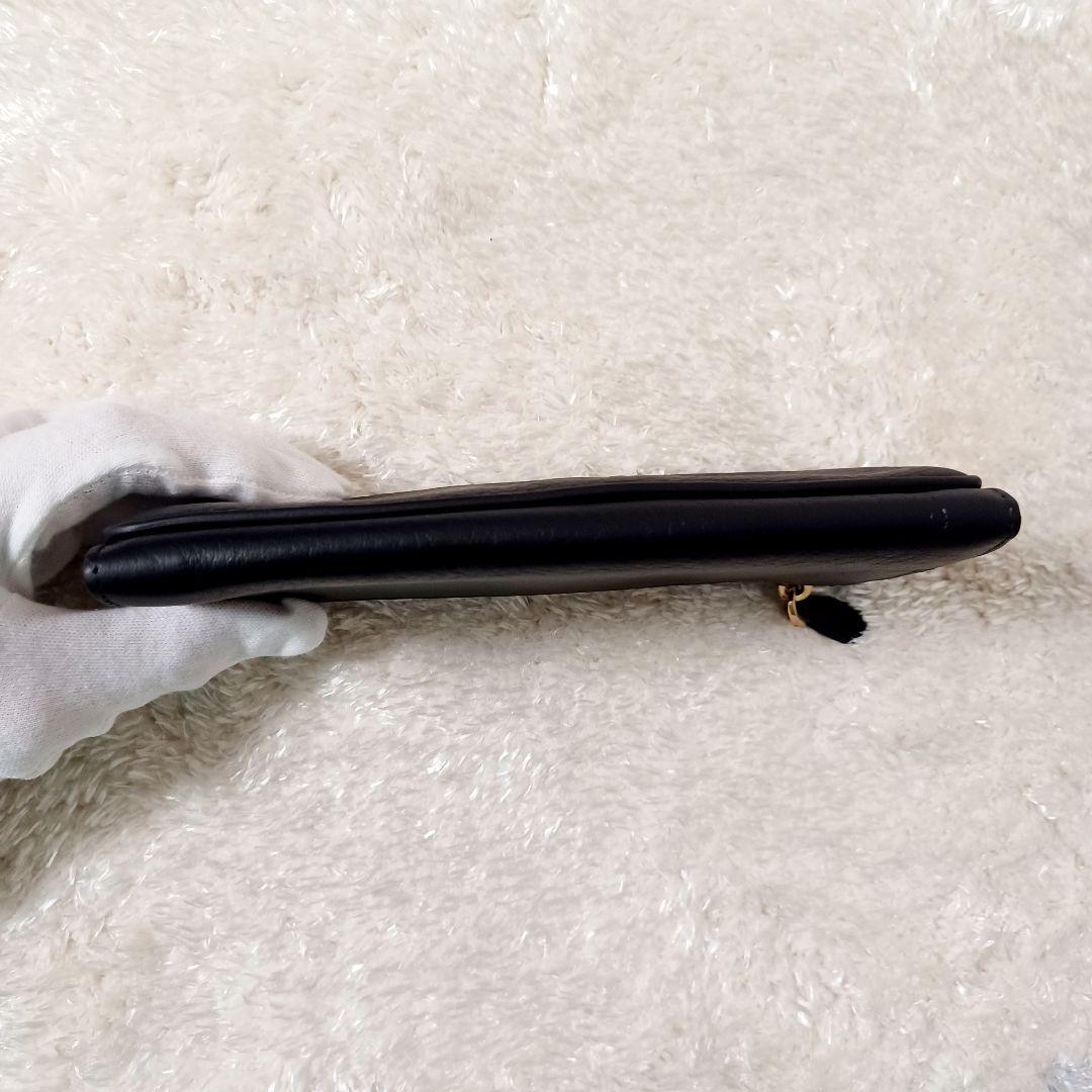 ✨ユリ　リリー✨　プラダ　PRADA　サフィアーノ　長財布　ブラック