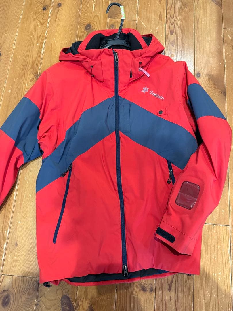ゴールドウィン　スキーウエア　上下　L