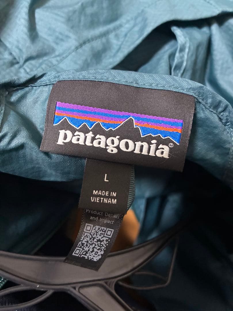 patagonia フーディニジャケット