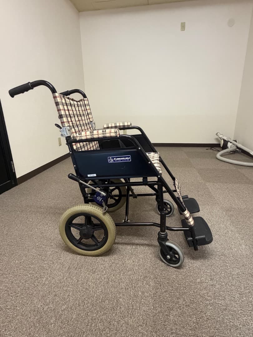 カワムラサイクル KLシリーズ KL12-40 　介助式　軽量車いす