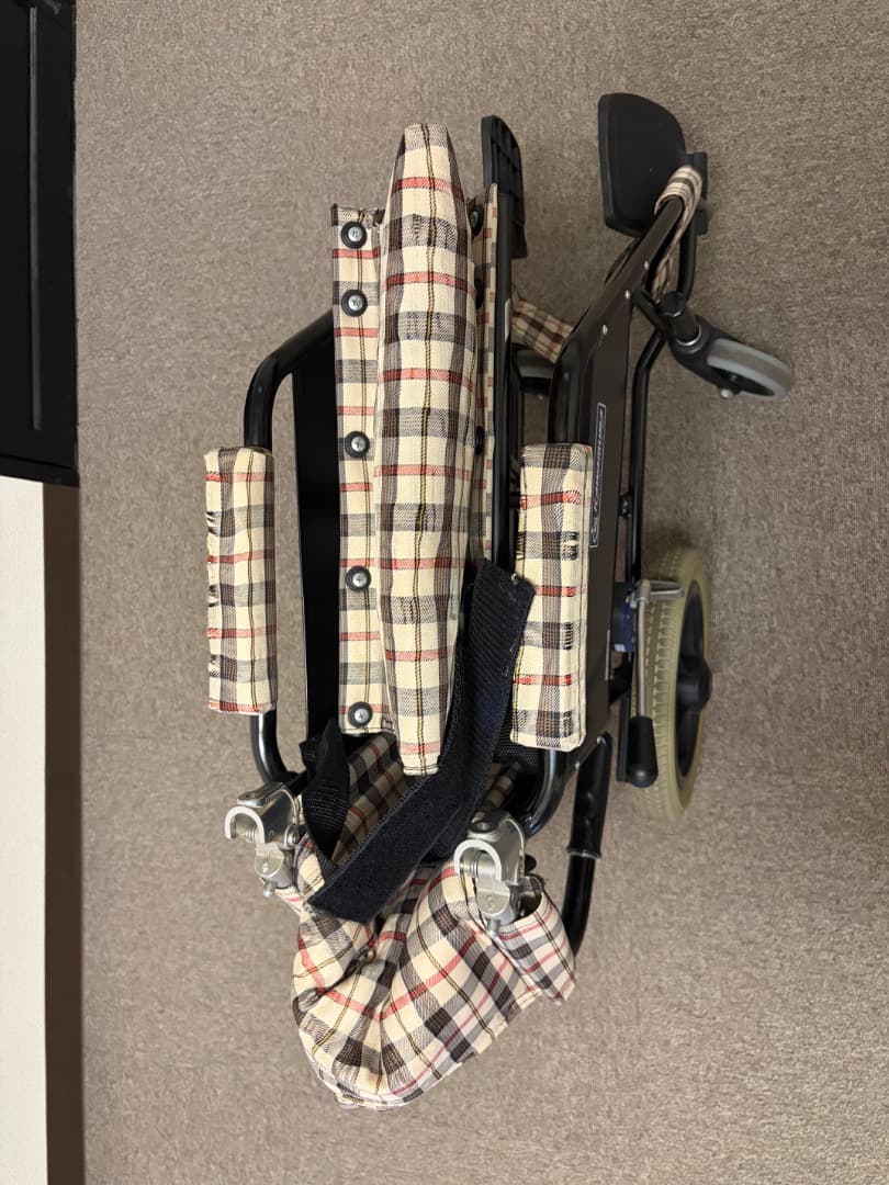 カワムラサイクル KLシリーズ KL12-40 　介助式　軽量車いす