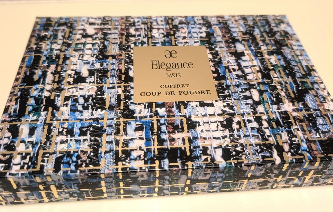 新品　エレガンス　クリスマスコフレ　2025