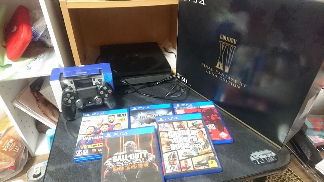 Nintendo Switch PS4 FINALFANTASY XV LUNA EDITION 1TB