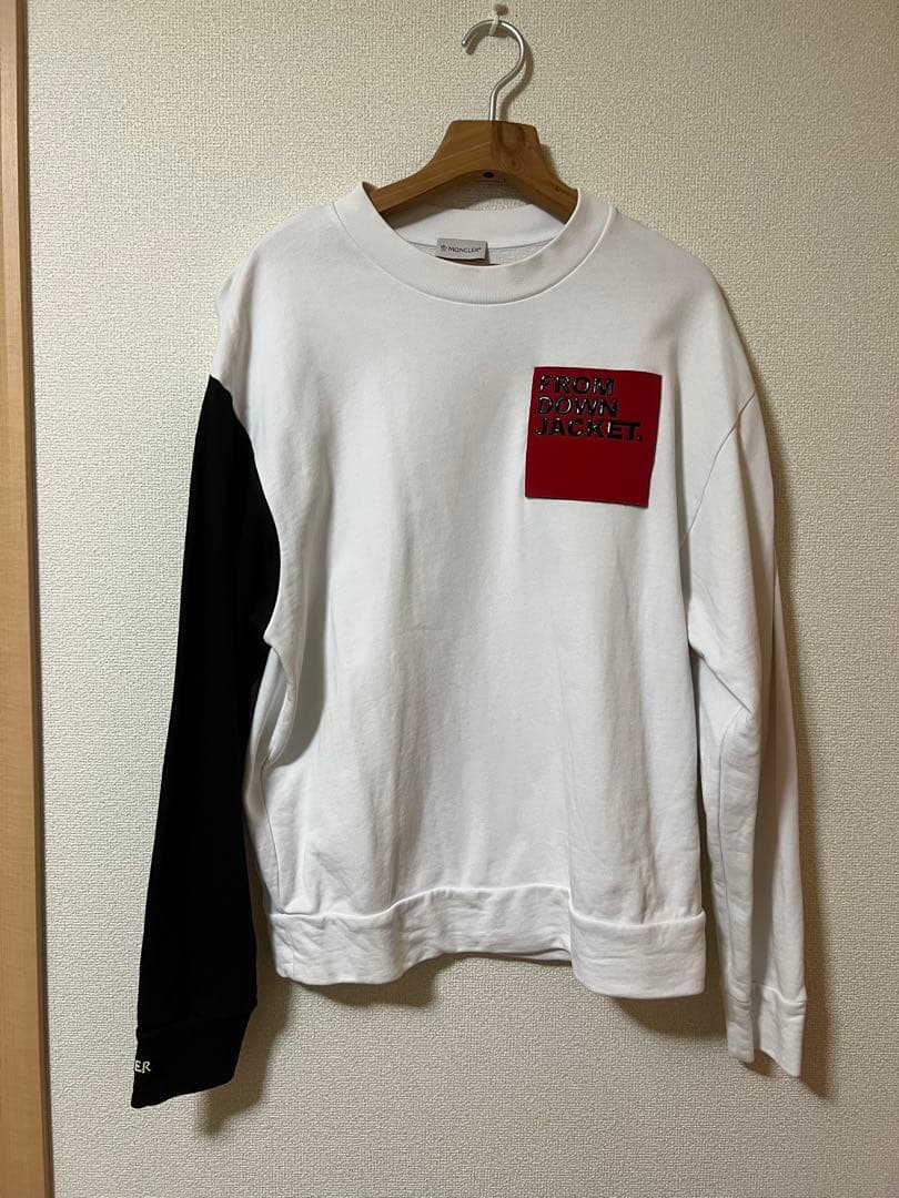 MONCLER ロゴパッチ スウェット トレーナー