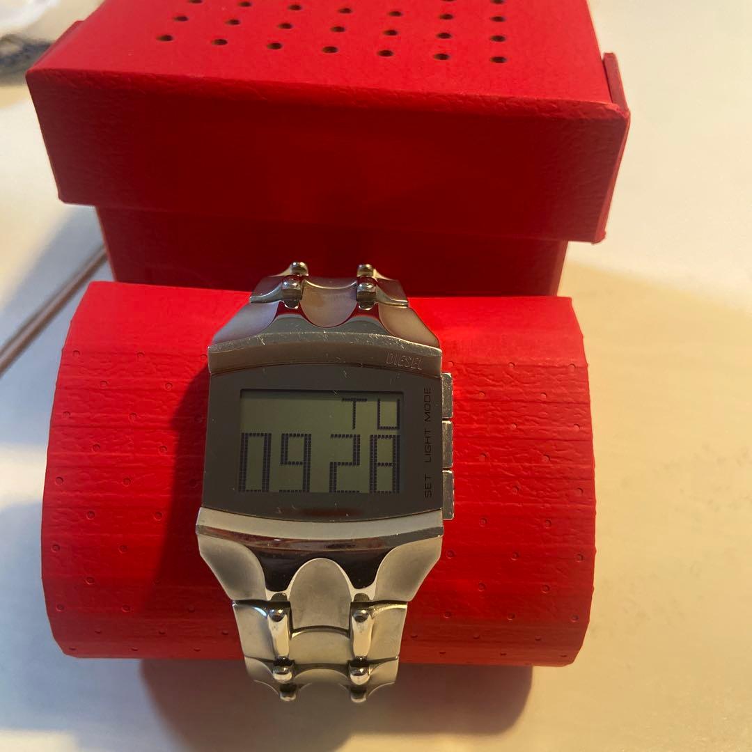 最終値下げ　DIESEL デジタル腕時計 シルバー