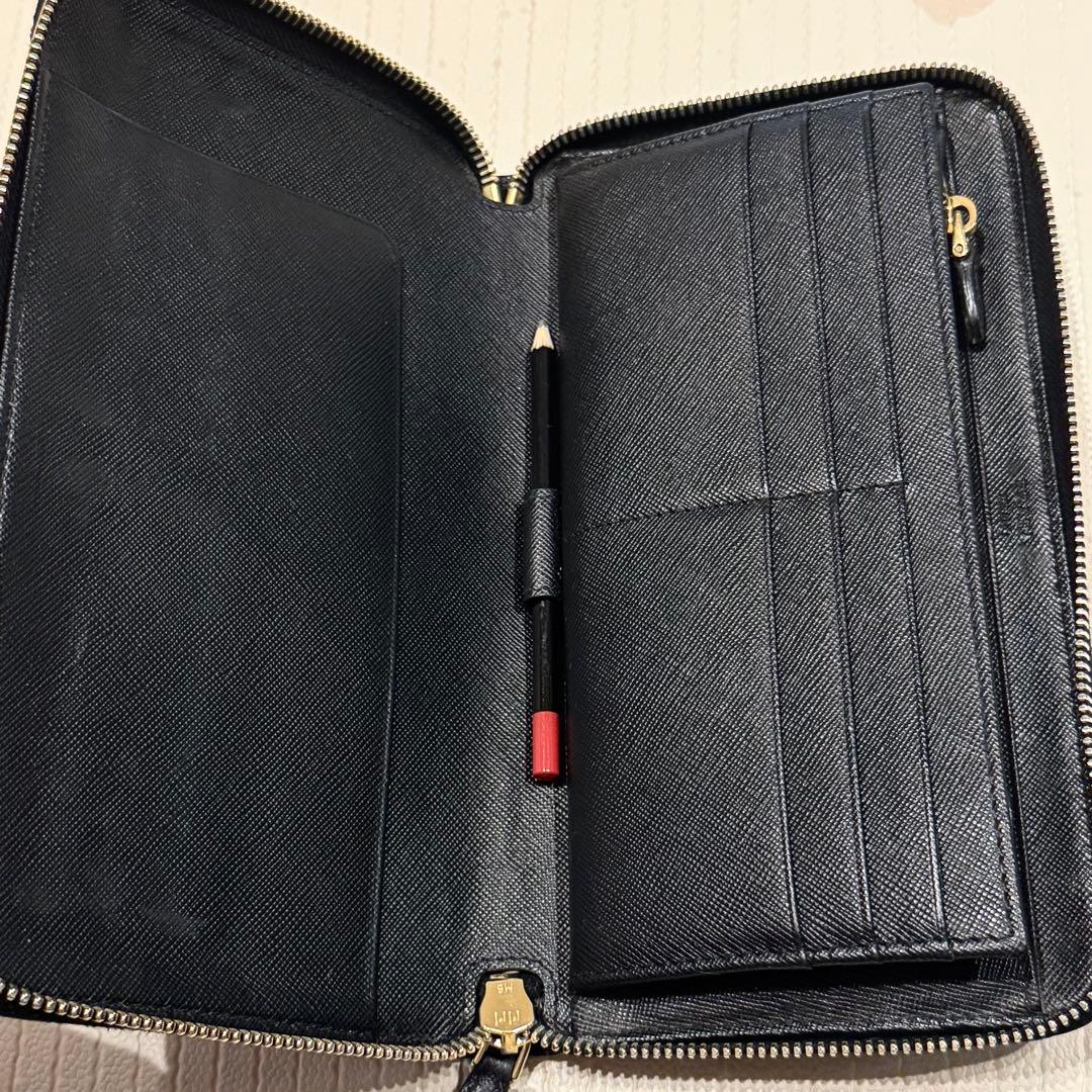 d*n様 PRADA プラダ 長財布 サフィアーノ ブラック 1M1188