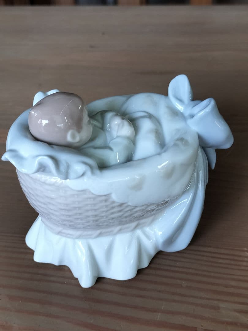 リヤドロ LLADRO 人形 スイートベイビー 男の子 フィギュリン