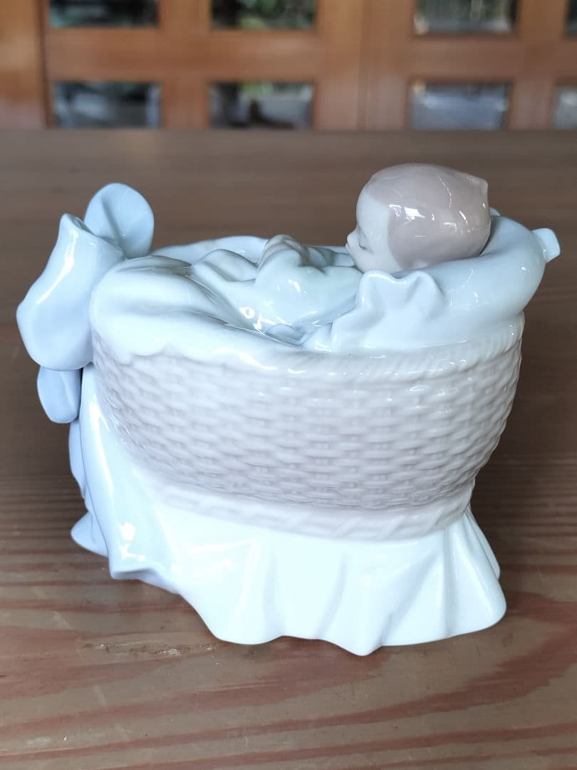 リヤドロ LLADRO 人形 スイートベイビー 男の子 フィギュリン