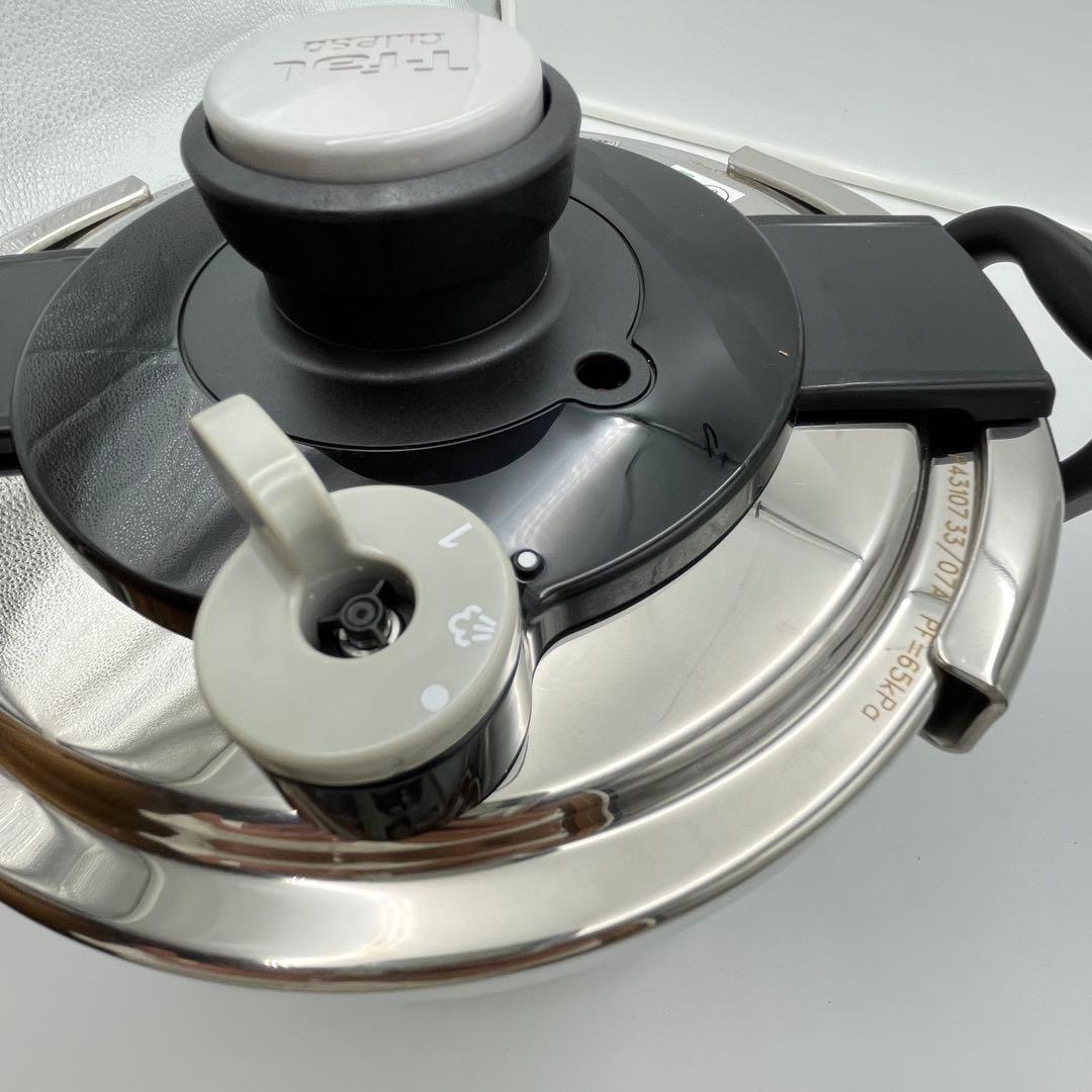 極美品　T-fal 圧力鍋 クリプソ　6L 中カゴ付き