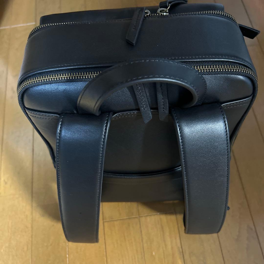 Evoon 本革マルチビジネスリュック　バックパック