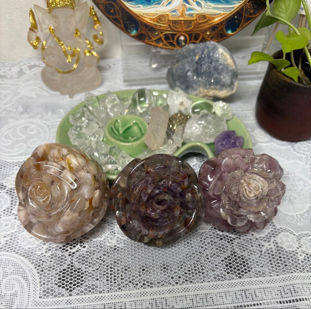 オルゴナイト フリルなバラ デザートローズ＆ ディープローズクォーツ