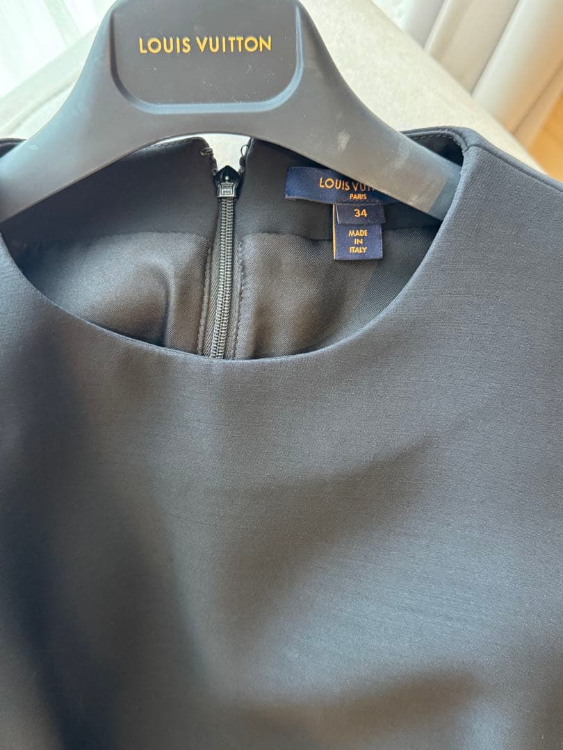 極美品　LOUIS VUITTON ブラック ノースリーブ ミニワンピース 34
