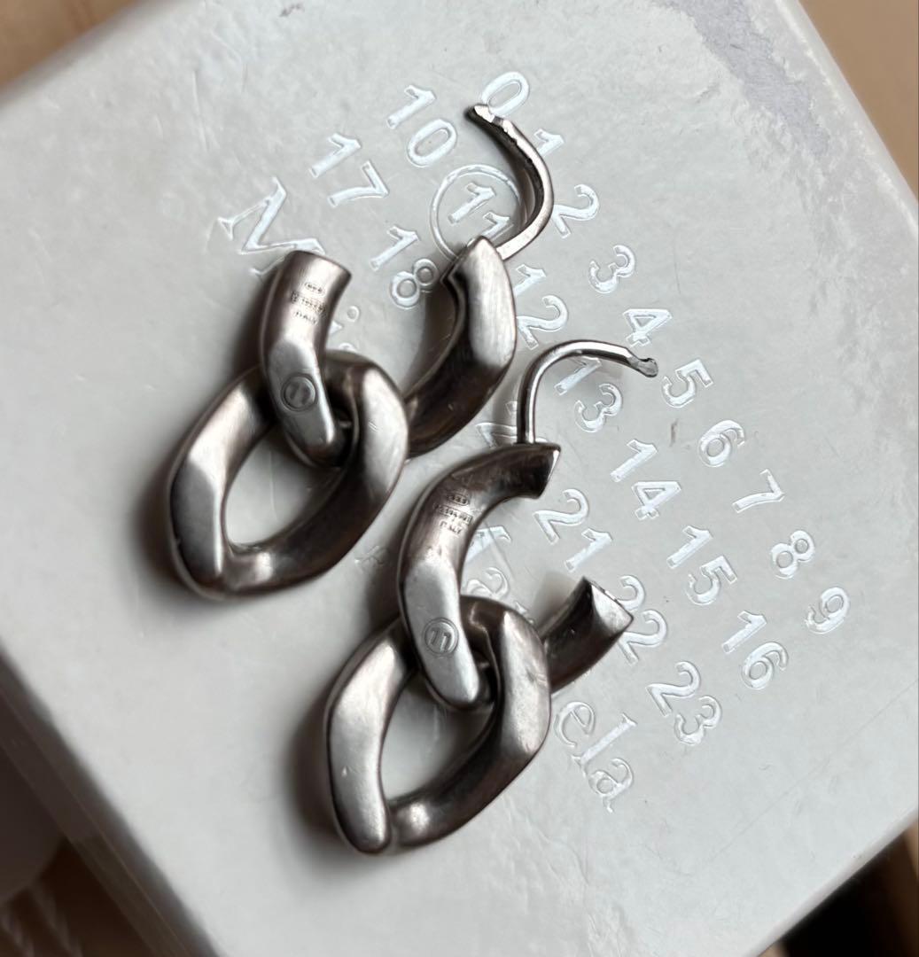 Maison Margiela マイヨンピアス ダブルカーブリンク 両耳用