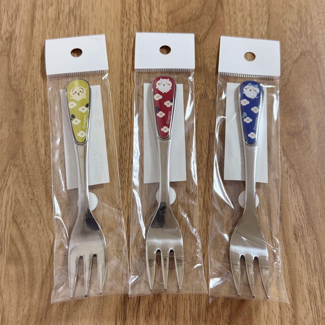 【ぷぅっち@】ちいかわ フラワーガーデン／マグカップ＋スプーン＋フォーク