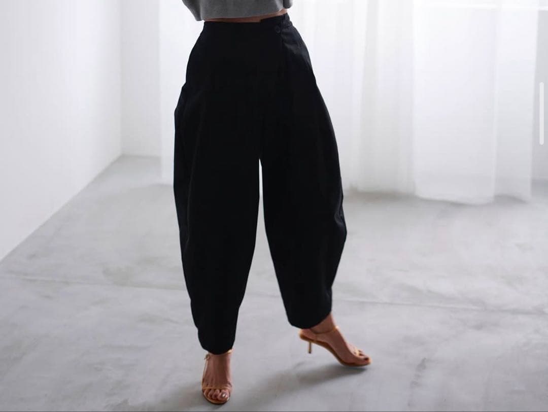 Nala(ナラ) コクーンチノ 【黒】Sサイズ