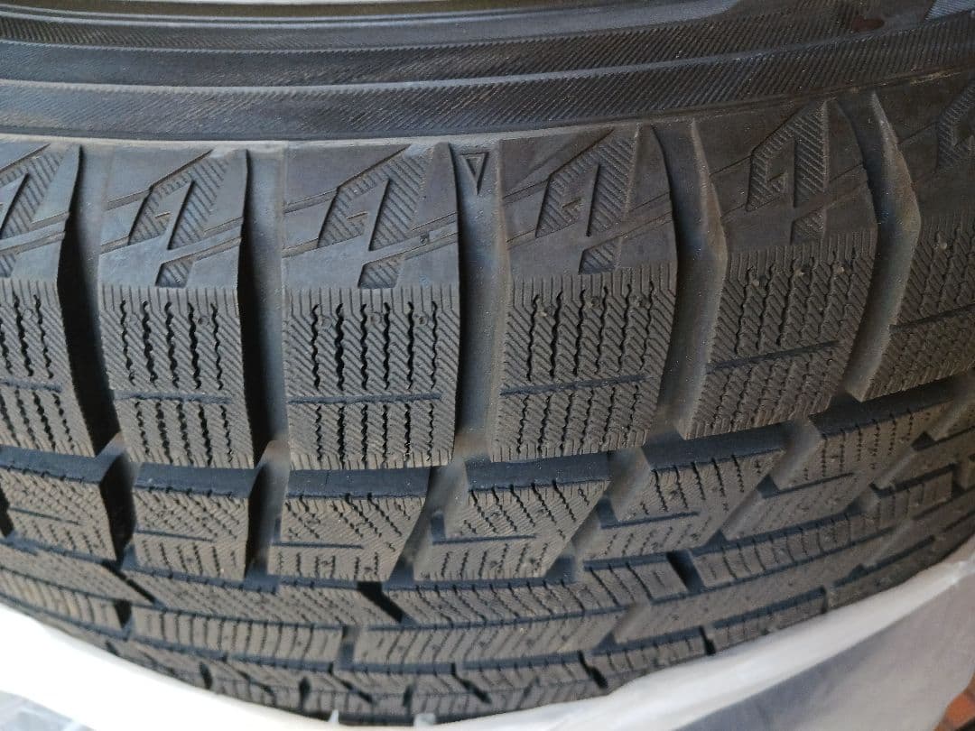 値下げ！スタッドレスタイヤホイール 4本セット265/40R19 ベンツE63