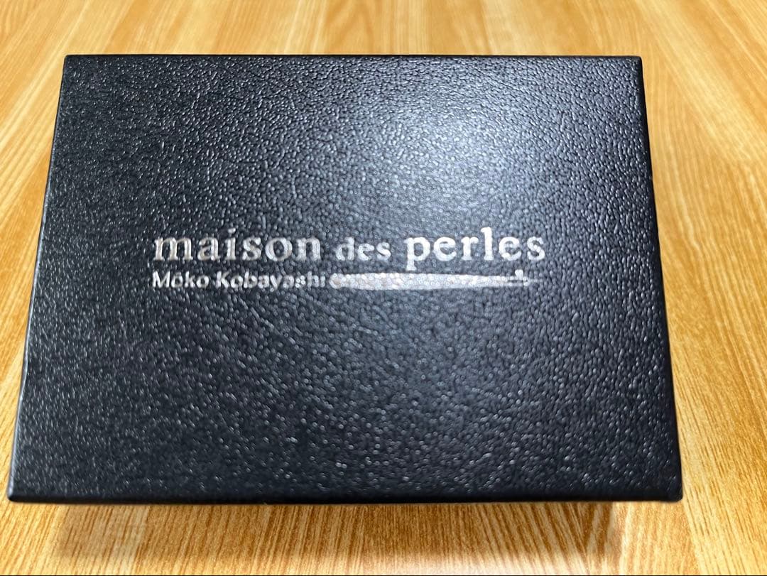 新品　maison des perles 小林モー子さん　ブローチ