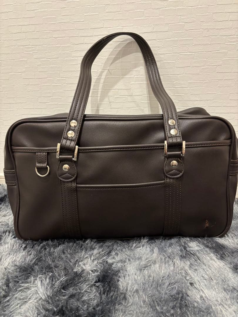 リリア イーストボーイ