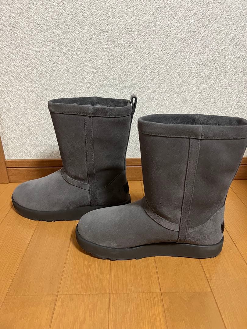 【未使用】UGG 防水ムートンブーツ グレー 24cm