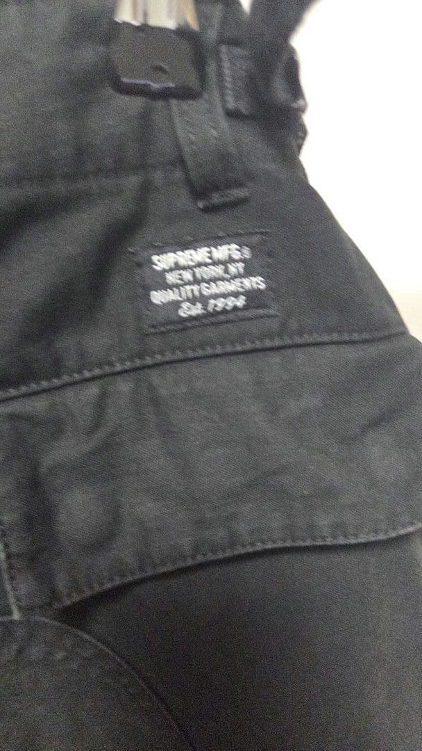 Supreme 黒カーゴパンツ30 22AW